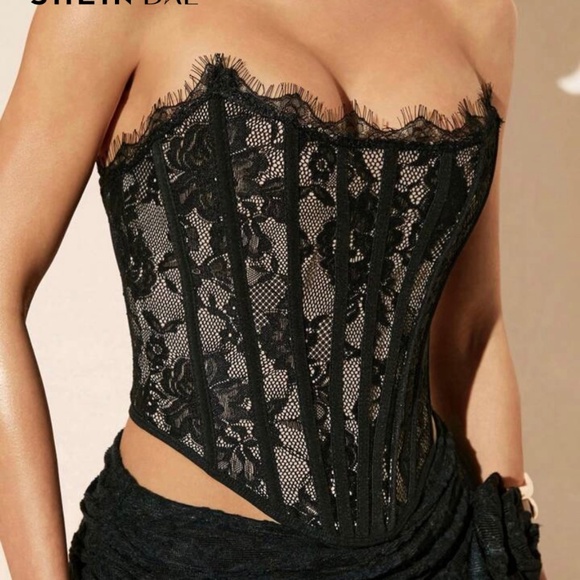 Black Lace Up Corset Top - Picture 3 of 4